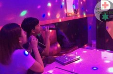 Đi karaoke Mắc Sùi Mào Gà